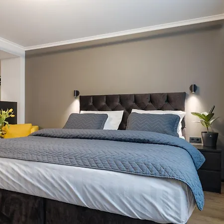 Elegant 28m2 Flat Next To Old Town Apartamento *