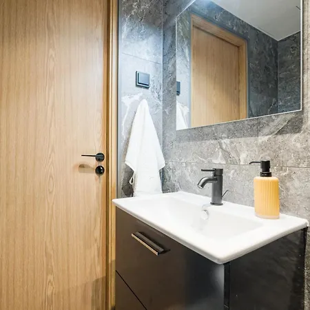 Elegant 28m2 Flat Next To Old Town Appartamento Reval